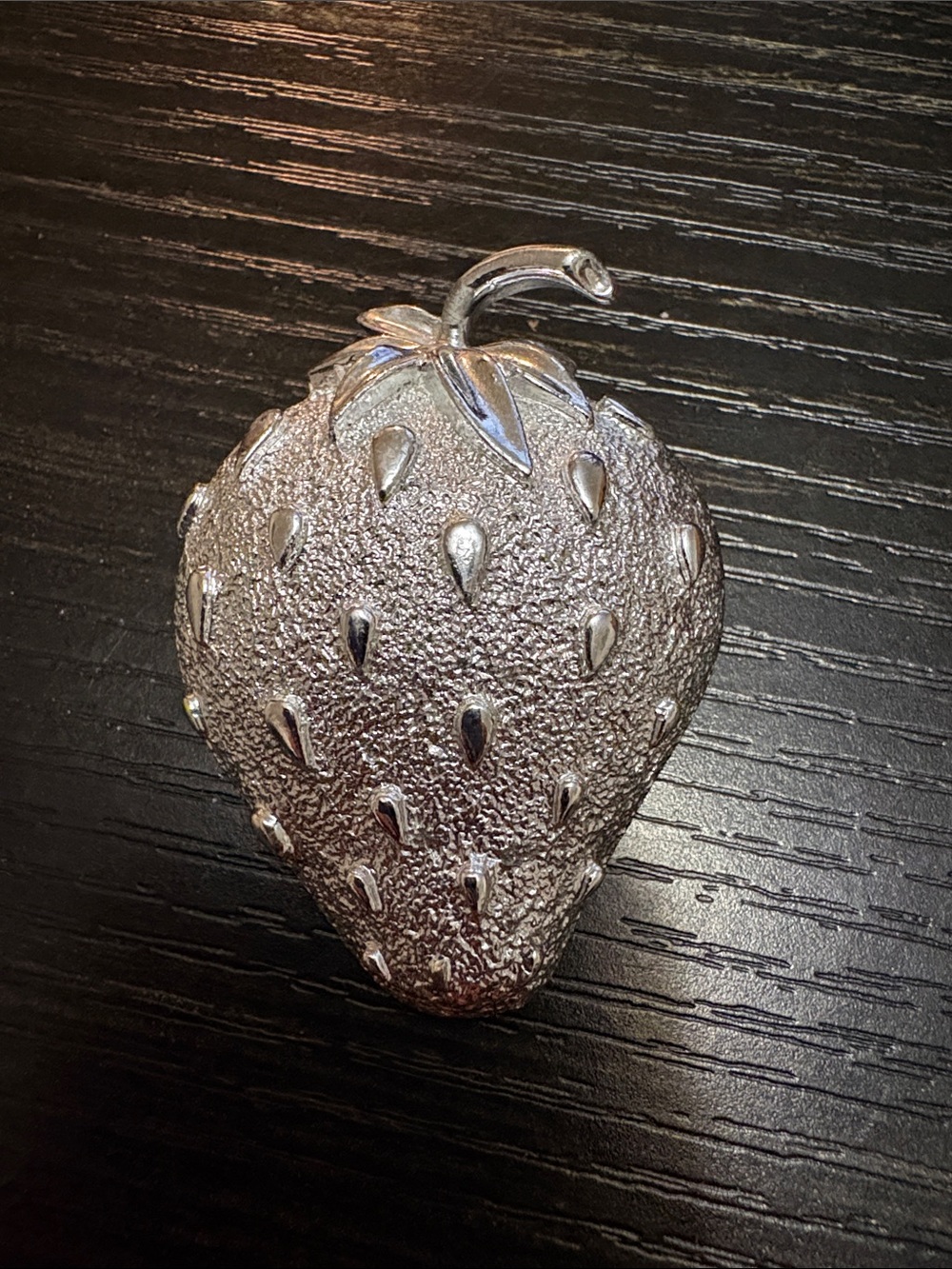Sarah Coventry Silver Strawberry brooch